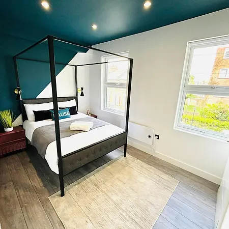 Etta'S House - No 31 - A Cozy Urban Escape Apartment London Room photo