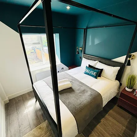 Etta'S House - No 31 - A Cozy Urban Escape Apartment London Room photo