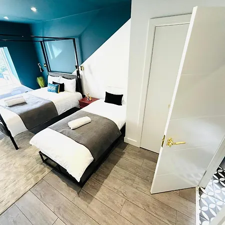 Etta'S House - No 31 - A Cozy Urban Escape Apartment London Room photo
